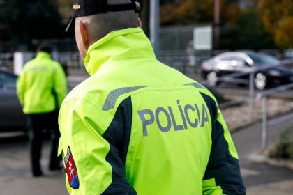 Policista v Košicích měl přistihnout svou ženu in flagranti, jejího milence postřelil