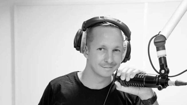 Zemřel oblíbený moderátor Radia Kiss Jirka Vondra. Zůstane v našich srdcích, píšou kolegové