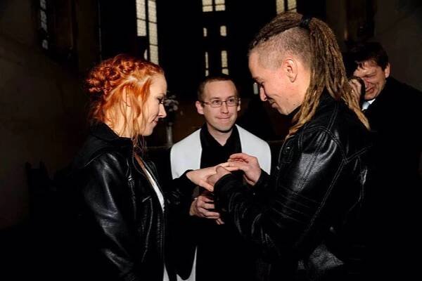 Foto k tématům svatba, Ivan Bartoš, Pirát, Lydie Franka Bartošová – stránka 3