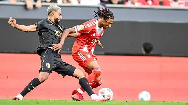 Bundesliga: FC Bayern zittert sich zum Sieg: FC Augsburg kämpft bis zum Schluss