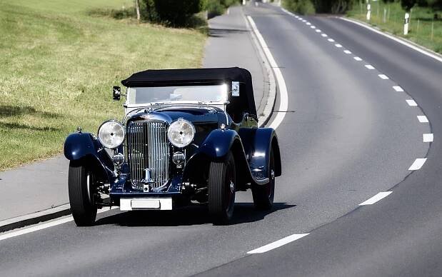 Speed Festival - Elegance a výkon na kolech: Lagonda M45 Rapide 1935 přijíždí na Speed Festival