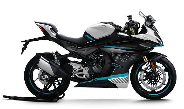 CFMOTO 450SR - GlobalMoto.cz