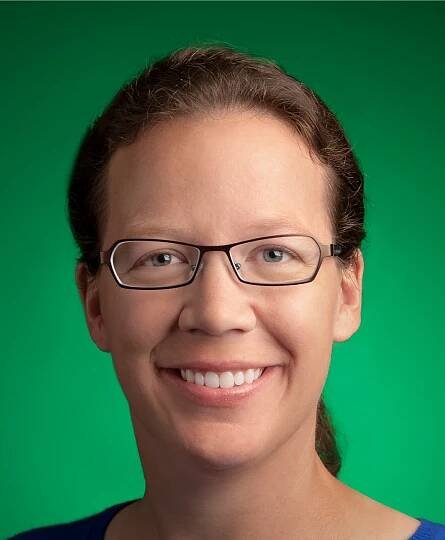 portrait of Stephanie Taylor