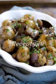 ᐉ Dřevorubecké brambory s houbami - recepty.eu