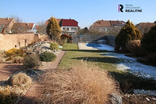 Rodinný dům 5kk + garáž, Hrušovany u Brna – Česká Společnost Realitní