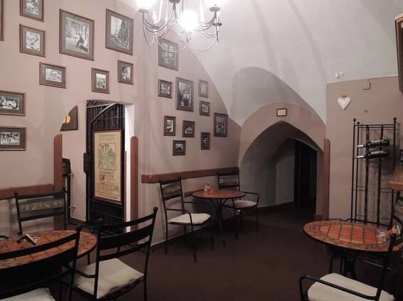Café Bar U Dvou Andělů Český Krumlov | Apetee