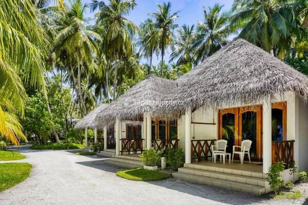 FIHALHOHI ISLAND RESORT - Maledivy - Jižní Malé Atol | Superzajezdy.cz