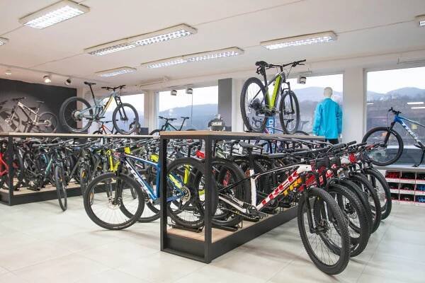 KUR sport Ústí nad Labem | KUR sport | horská a dětská kola, elektrokola, komponenty, lyže, oblečení