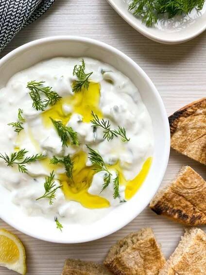 Creamy Garlic Tzatziki Sauce
