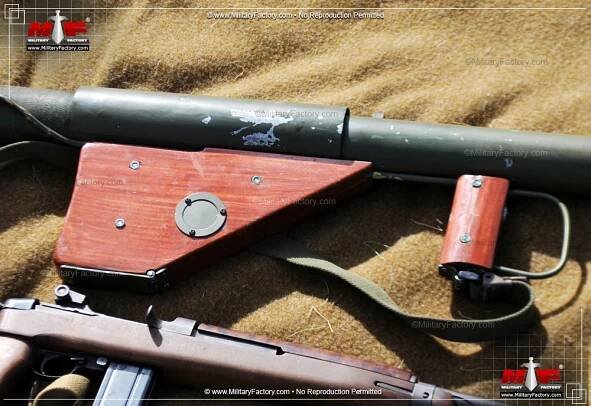 Image of the M1 (Bazooka) / (2.36-inch Rocket Launcher M1)