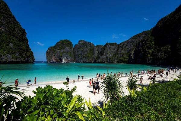 Thajsko zavírá oblíbenou turistickou destinaci! Příroda se potřebuje zotavit