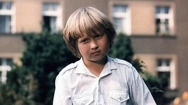 Lukáš Bech v seriálu Létající Čestmír (1983)
