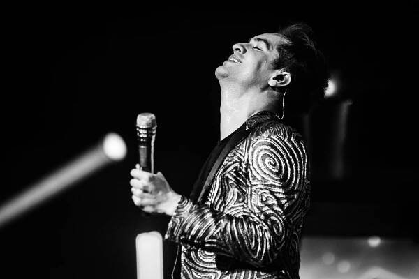 LIVE: Panic! at the Disco & Hayley Kiyoko @ Bankers Life Fieldhouse, Indianapolis - All Things Loud