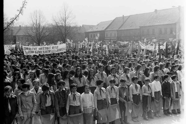 POHLEDEM HISTORIE: Oslavy prvního máje roku 1973 v Soběslavi