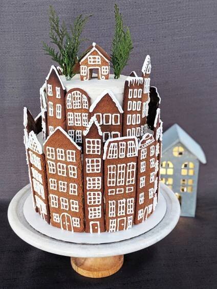 13-baking-things-happen-gingerbread-cake