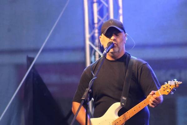 FOTO: Koncert Vlasty Horvátha v Benešově. V hledišti tančili i Burešová a Forejt