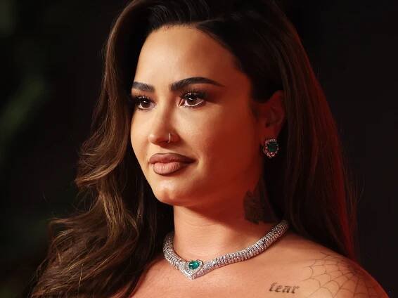 Demi Lovato Just Debuted the Most Versatile Cropped Bob for Summer 2024