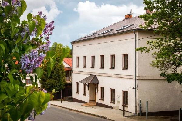 Penzion Sloup, Sloup v Čechách