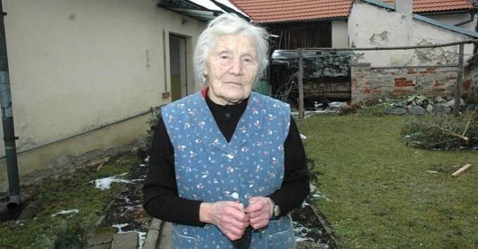Neherečka Marie Pilátová za Slunce, seno vydělala tisíce. Helena Růžičková jí vlepila facku