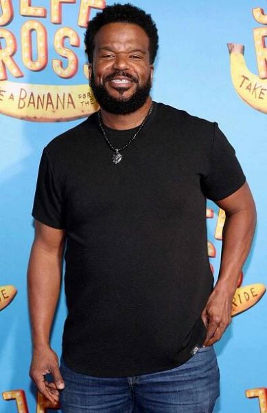 Craig Robinson attends "Jeff Ross: Take A Banana For The Ride" Broadway Opening Night