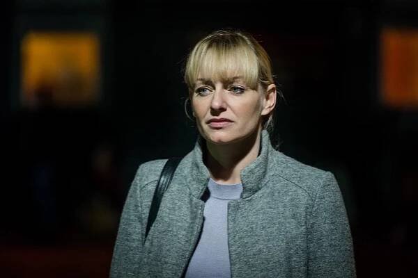 Safe House - Episode 3 - Z filmu - Zoë Tapper