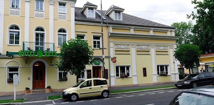 HOTEL REZA RESTAURACE, Frantiskovy Lazne - Restaurant Reviews, Photos & Phone Number - Tripadvisor