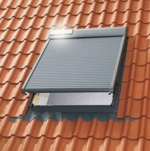 VELUX SSL 0000 MK06 78x118 cm solární pohon