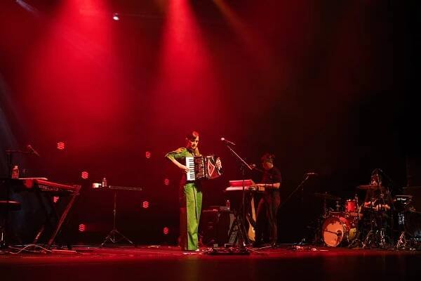 Photo of Julieta Venegas onstage
