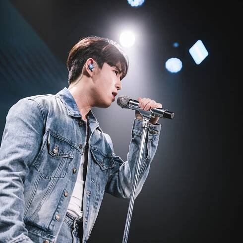batch_Kim Jae Hwan J-A-M Fan Meeting-1