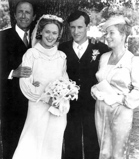 Fritz Weaver, Meryl Streep, James Woods, Rosemary Harris - Holocaust - Promo
