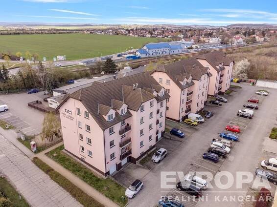 Prodej Byt 3+1, Chrášťany, okres Praha-západ