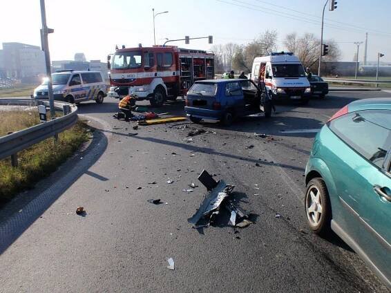 Vážná dopravní nehoda v Kroměříži | POŽÁRY.cz - ohnisko žhavých zpráv | hasiči aktuálně