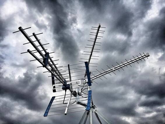 Společná televizní anténa - Elektroinstalace, bezpečnostní zařízení, kamerové systémy, STA - Hekaton elektrosystémy