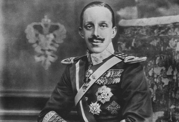 10 of History’s Youngest World Leaders | History Hit
