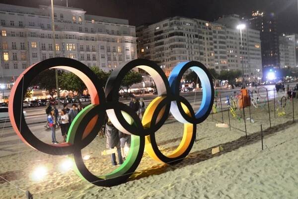 Letní olympijské hry v roce 2024 bude hostit Paříž. O čtyři roky později Los Angeles