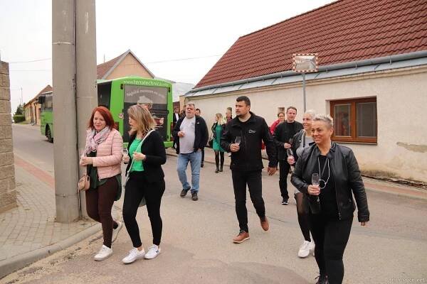 Po desáté mezi sklepy. Tasovičtí a hodoničtí vinaři je otevřou v sobotu