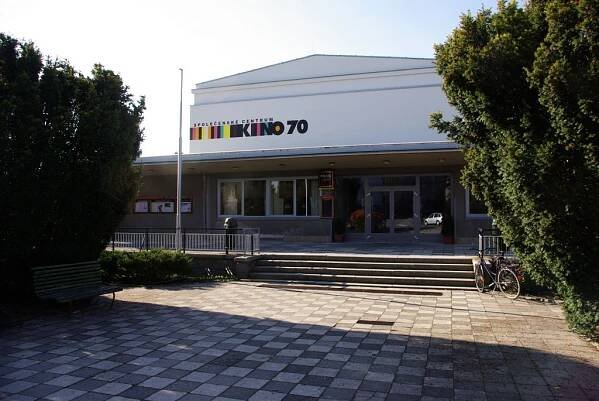 kino70-dobruska - Východočech.cz