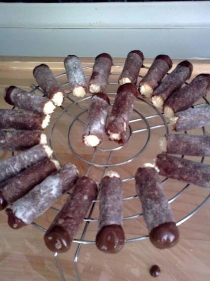 Recept: Ořechové trubičky nepečené | Tradičnírecepty.cz