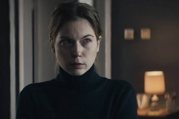 Svobodná země - Z filmu - Nora von Waldstätten