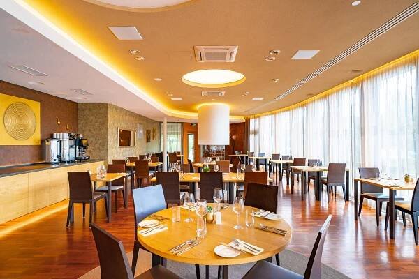 Pobytový balíček Maximus za 4 285 Kč Brno, Kníničky Hotel Maximus Resort • Firmy.cz