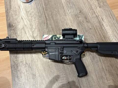 Samonabíjecí puška Messerschmitt AR15-9 PCC 10,5" (Bazar zbraní - Puška) - ZBRANĚ.cz
