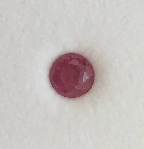 Ruby 4.8mm Round Cut