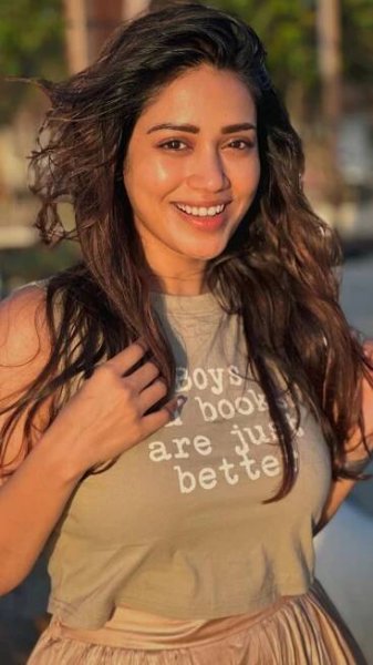 Mesmerizing looks of Nivetha Pethuraj