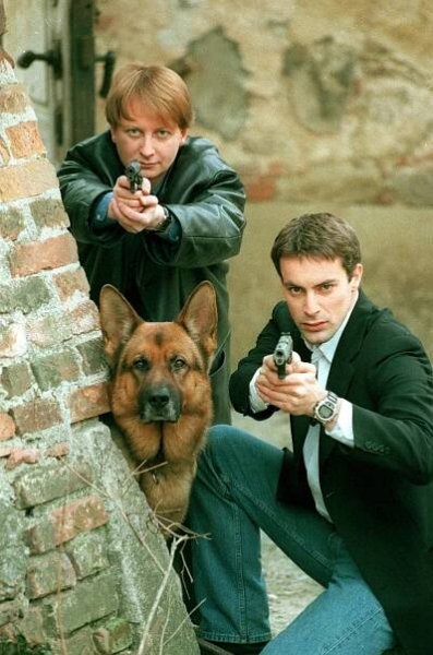 Komisař Rex - Kněz v ohrožení (S05E03) (1999)