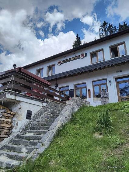 Restaurace Zlatá Stezka (Restaurace a pohostinství) • Mapy.com