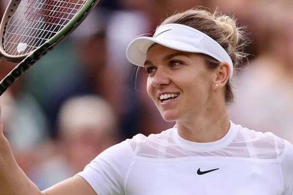 Patrick McEnroe Talks Simona Halep on Holding Court - MuddHouse Media