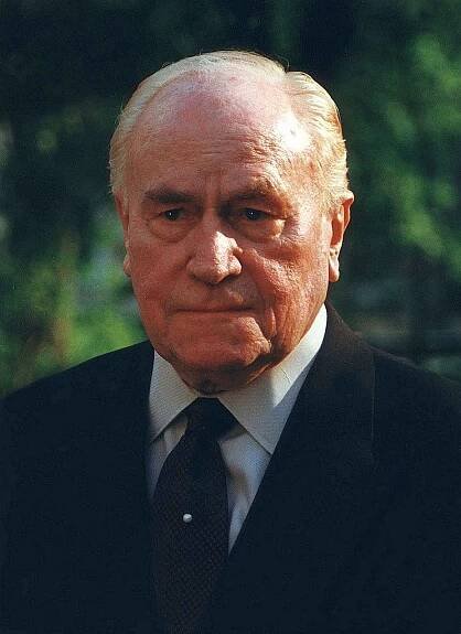 E. G. Marshall