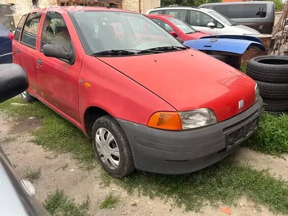 Fiat Punto 1.2 i rok 99 89 tkm díly top stav