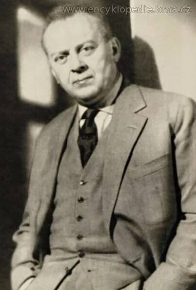 Karel Höger