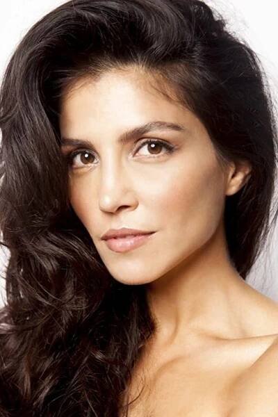 Nazneen Contractor herečka